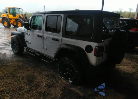 2021 Jeep Wrangler Unlimited Willys 4X4 z USA, uszkodzony, nr VIN 1C4HJXDN6MW616741